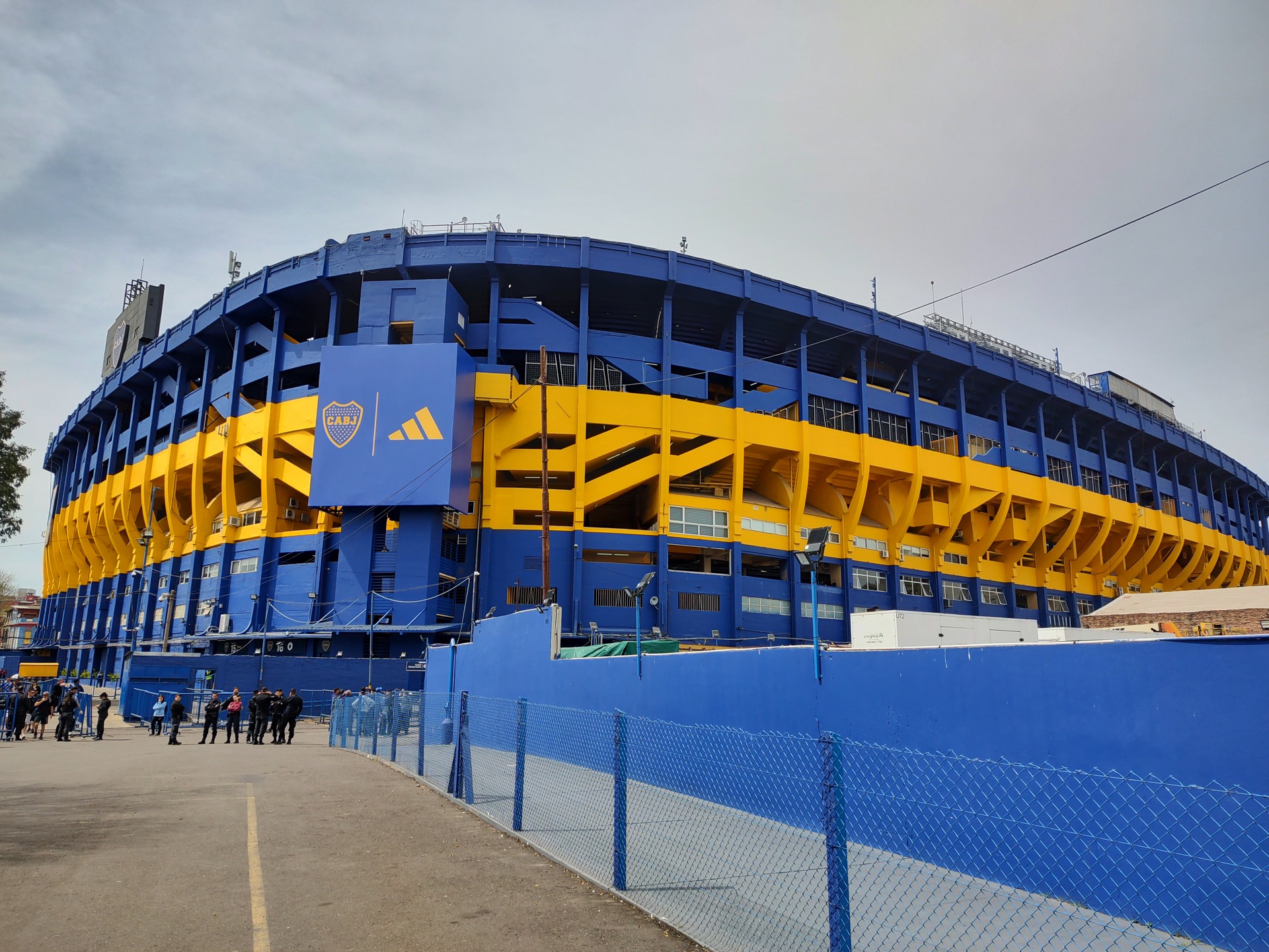 La Bombonera fotografiada el 25 de septiembre de 2022. Imagen de archivo del estadio de Boca, sede del Superclásico programado para el 1 de noviembre de 2026.
