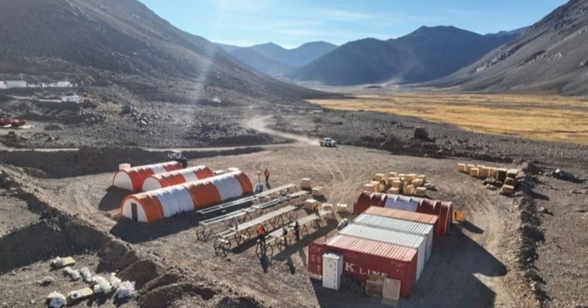 Instalaciones de un proyecto de cobre en la cordillera