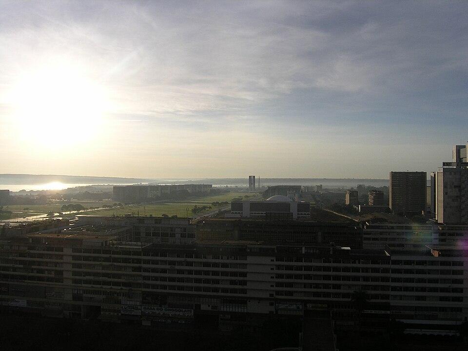 Vista urbana de Brasilia, fotografía de archivo.