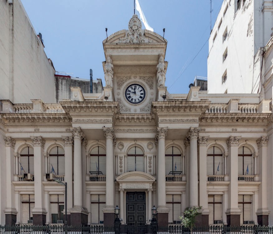 Sede histórica del Banco Central de la República Argentina, en una fotografía de archivo de Luis Picarelli publicada por Cultura; fecha de captura no precisada.