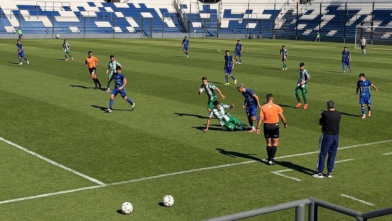 Unión y Desamparados en el Estadio San Juan del Bicentenario, en la imagen difundida por Diario Huarpe con la crónica del empate del 25 de octubre de 2026.