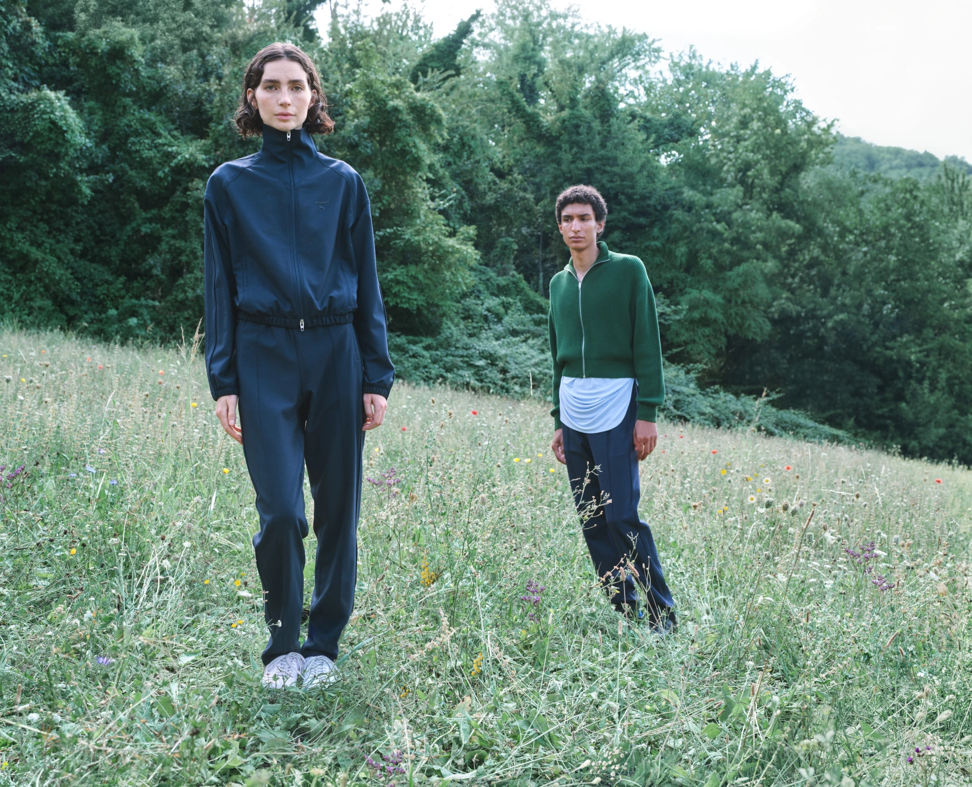 Meadow Walker y Barry Lawson en la campaña oficial PUMA y Jil Sander otoño-invierno 2026, fotografiada por Guen Fiore.