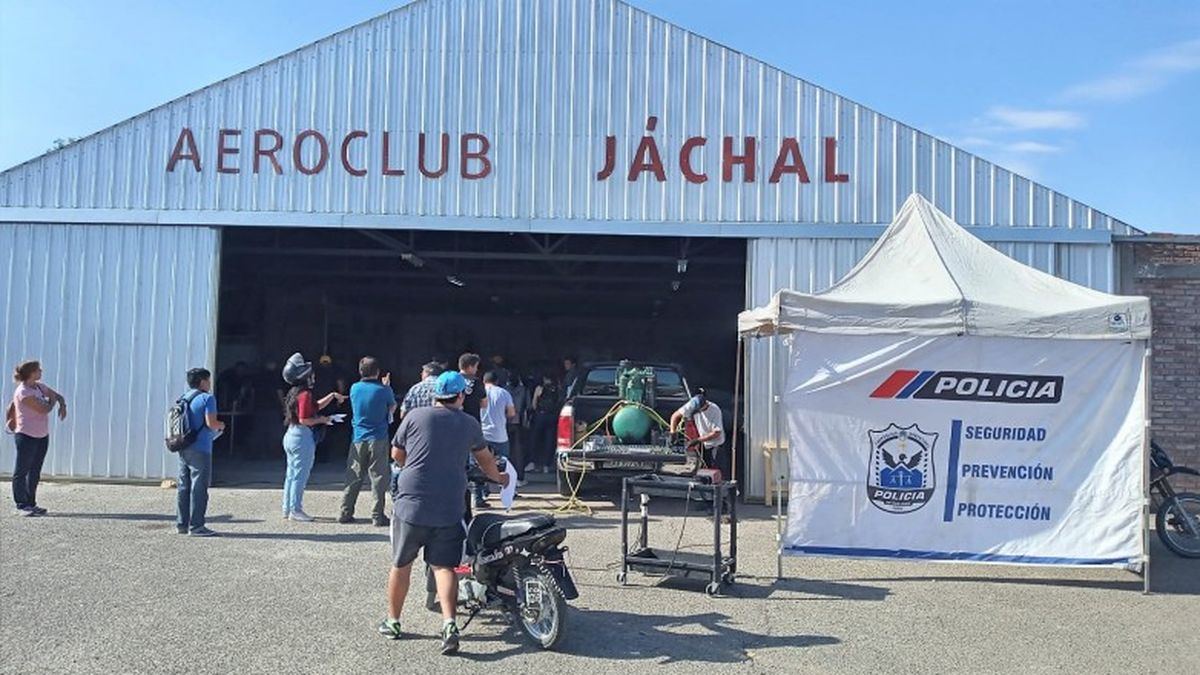 Aeroclub de Jáchal durante una jornada de atención