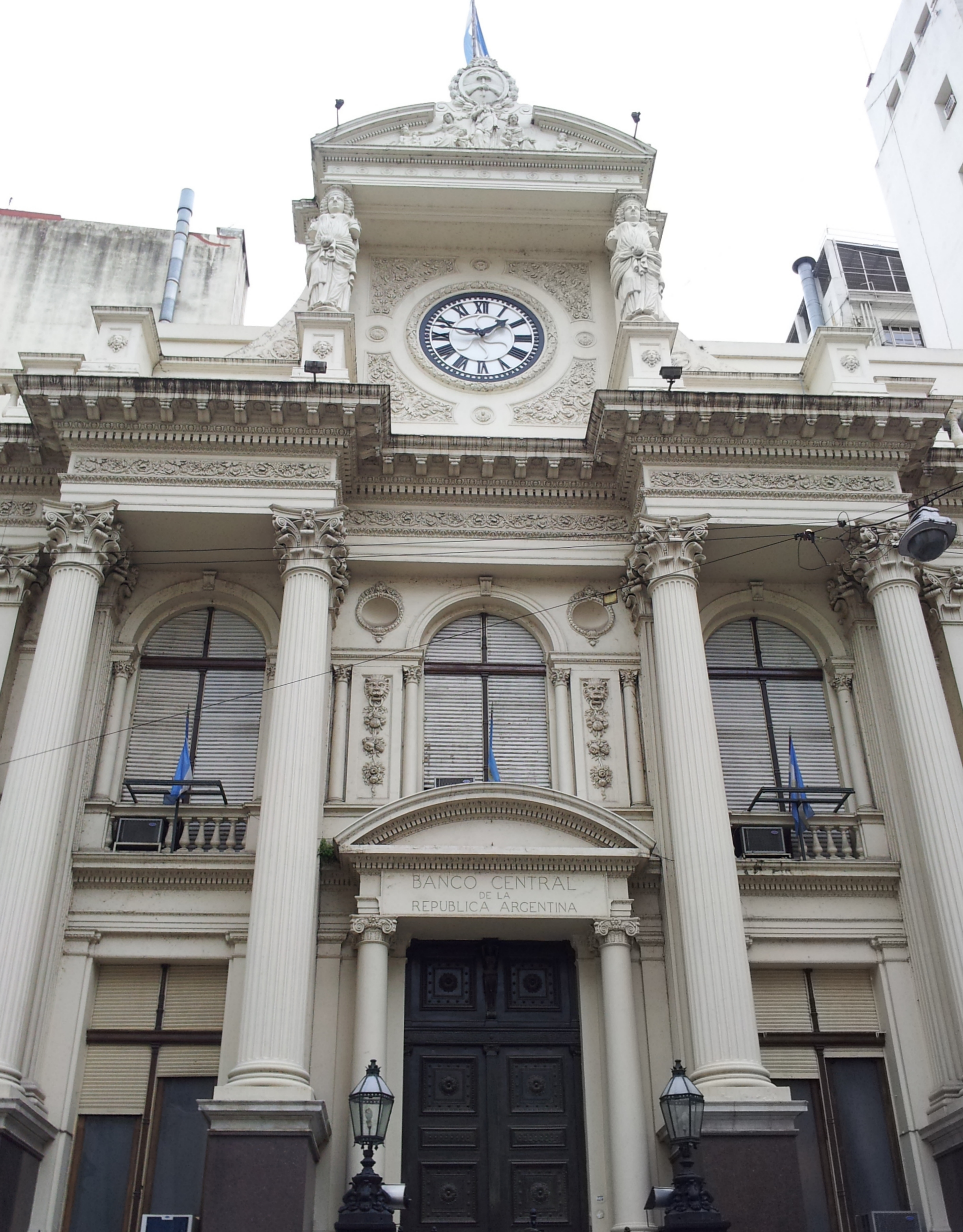 Fachada de la sede del Banco Central de la República Argentina. Archivo del 26 de marzo de 2012.