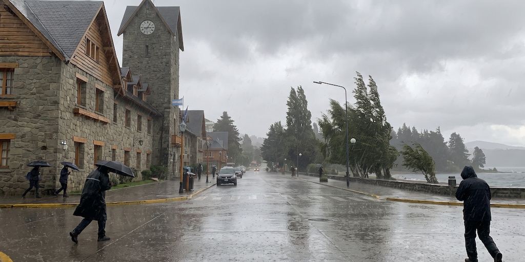 Alerta roja en la cordillera patagónica: cortaron un tramo de la ruta 40