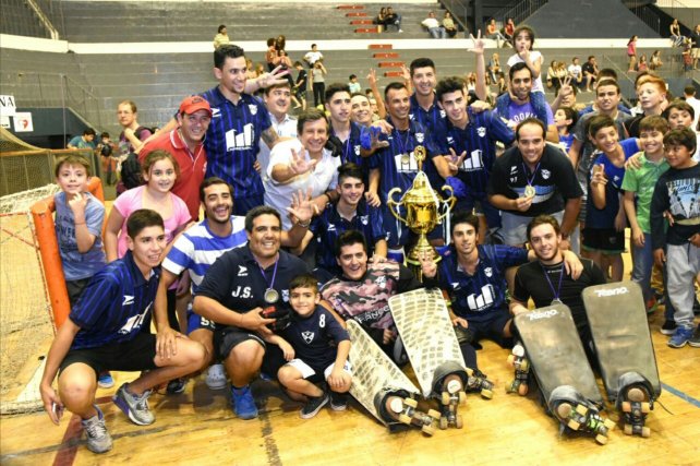 Equipo de hockey sobre patines de Concepción Patín Club, fotografía de archivo vinculada al deporte sanjuanino.