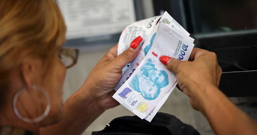La Administración Nacional de la Seguridad Social aplicó un incremento del 2,11 % en haberes previsionales y asignaciones durante septiembre (REUTERS/Agustin Marcarian)