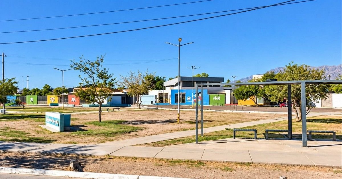 A metros de una subcomisaría, robaron 30 tablets de una escuela de nivel inicial de Rawson