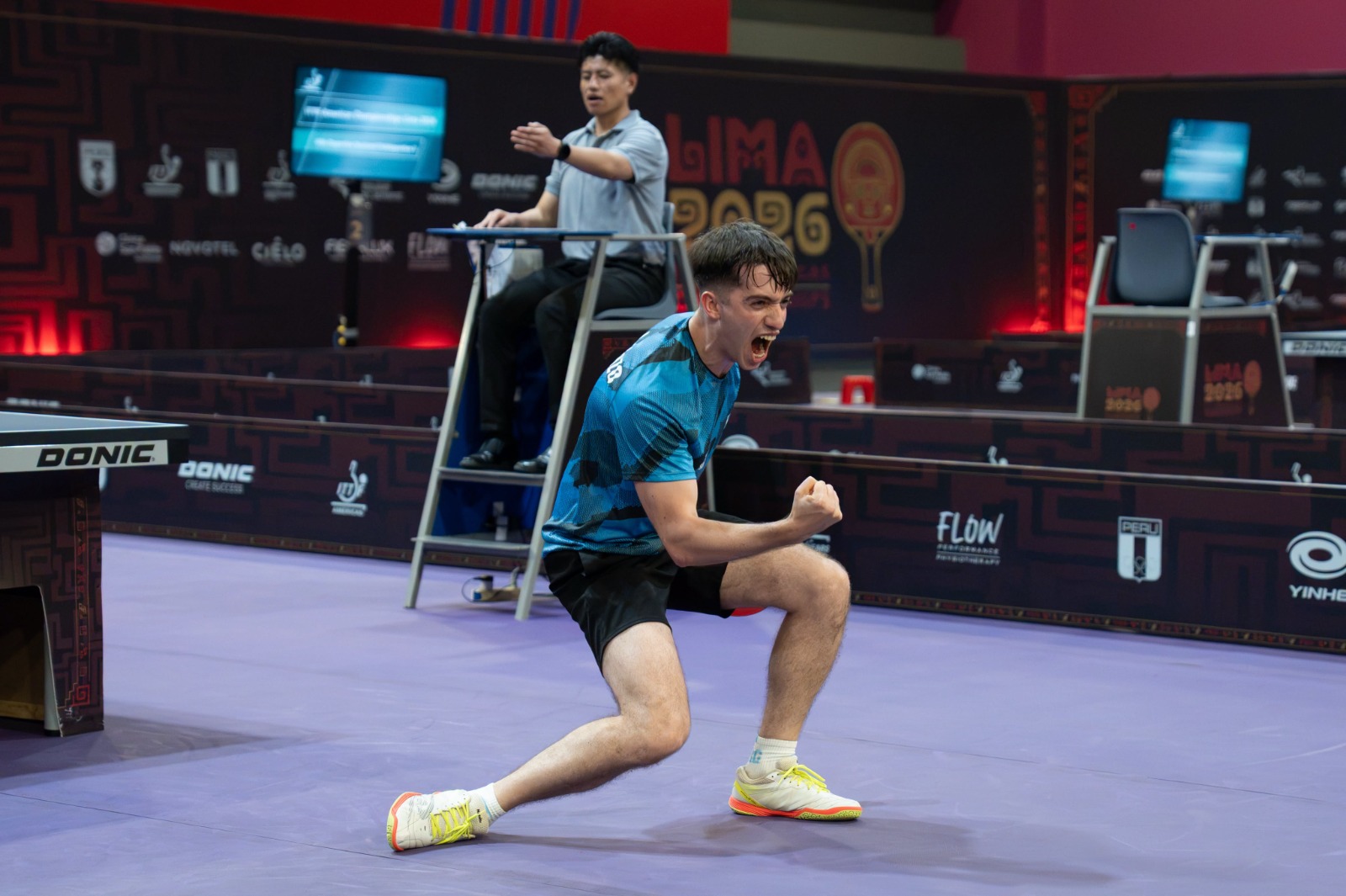 Santiago Lorenzo celebra en la cancha del Panamericano de tenis de mesa de Lima 2026, en la fotografía publicada por la Subsecretaría de Deportes para informar el bicampeonato argentino.