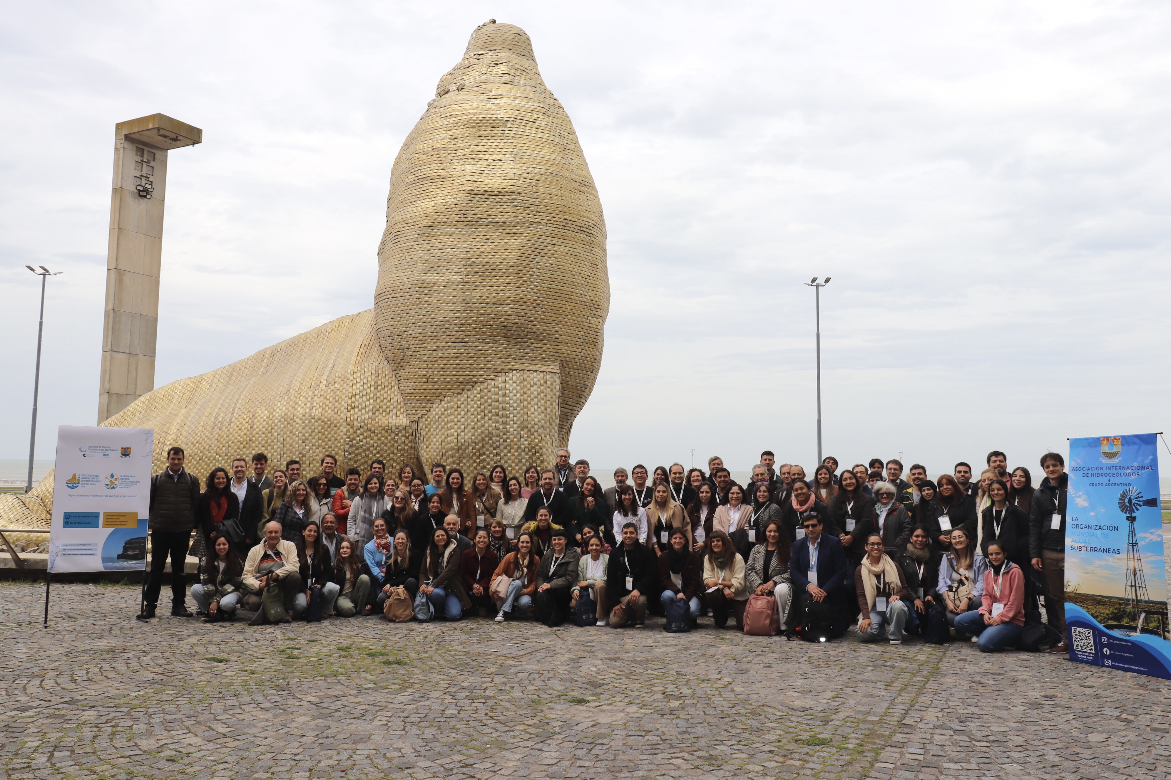 Participantes del XIII Congreso Argentino de Hidrogeología en Mar del Plata, septiembre de 2026. Fotografía del encuentro anterior; la edición de San Juan se realizará en 2028.