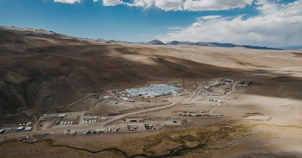 Paisaje de alta montaña asociado al proyecto minero Vicuña.