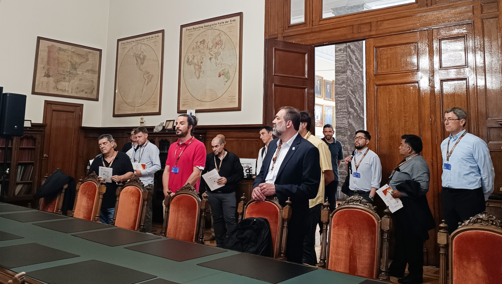 Participantes del encuentro de EULACRM en la sede del IGME-CSIC en Madrid, en septiembre de 2026.