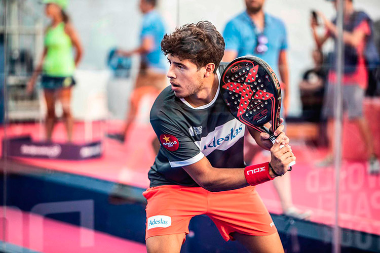 Agustín Tapia en una fotografía de archivo de enero de 2021. La imagen no corresponde al torneo de Milán de octubre de 2026.