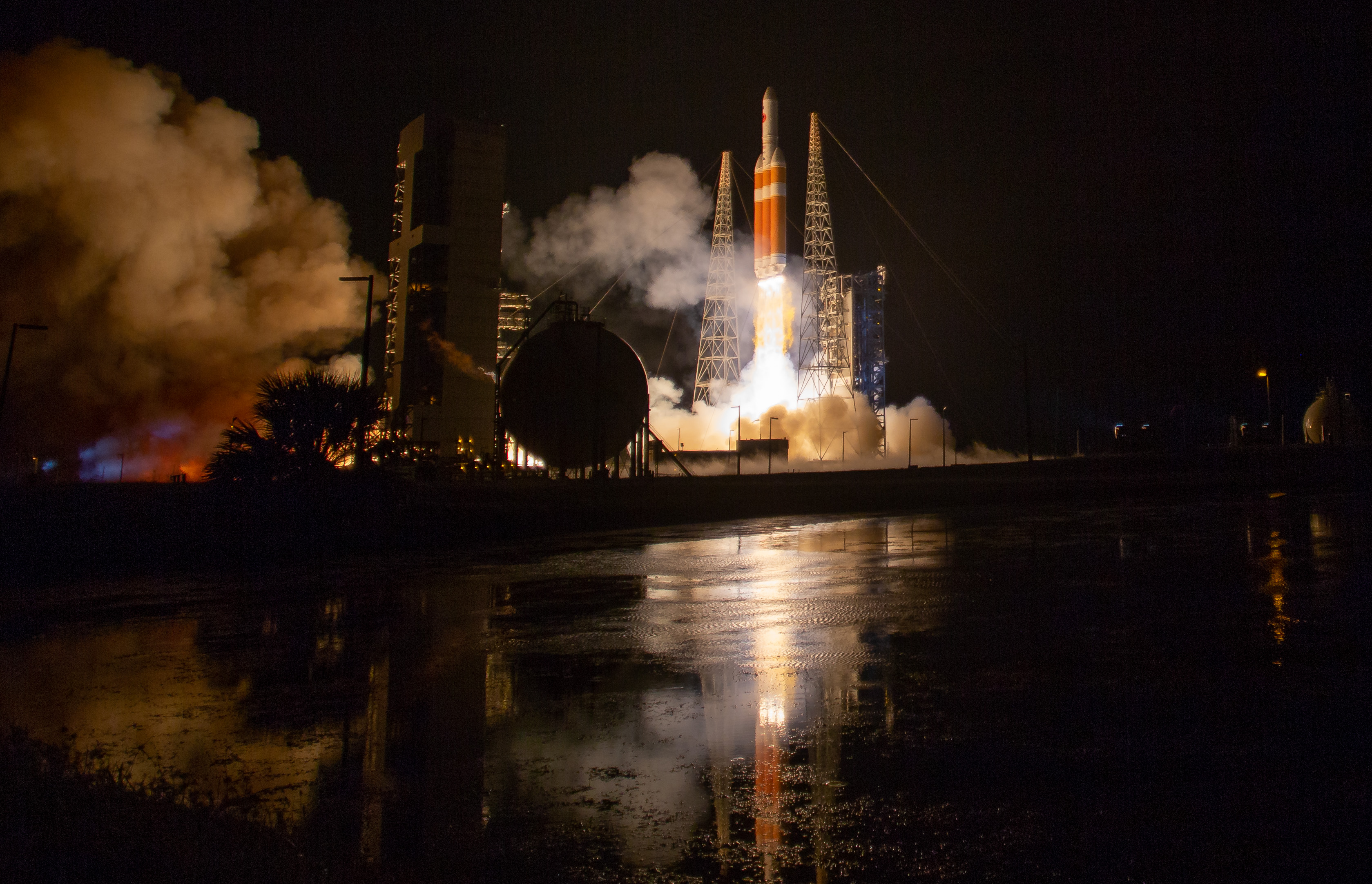 Lanzamiento de Parker Solar Probe en un Delta IV Heavy, el 12 de agosto de 2018. Fotografía de archivo de la misión.