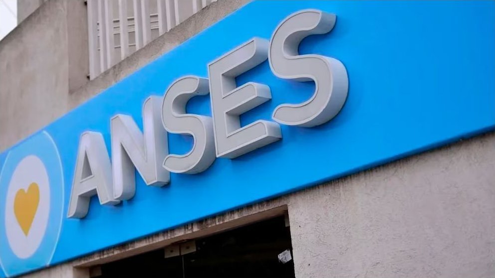 Fotografía vinculada a: ANSES paga hoy a jubilados con DNI terminados en 2 y 3.