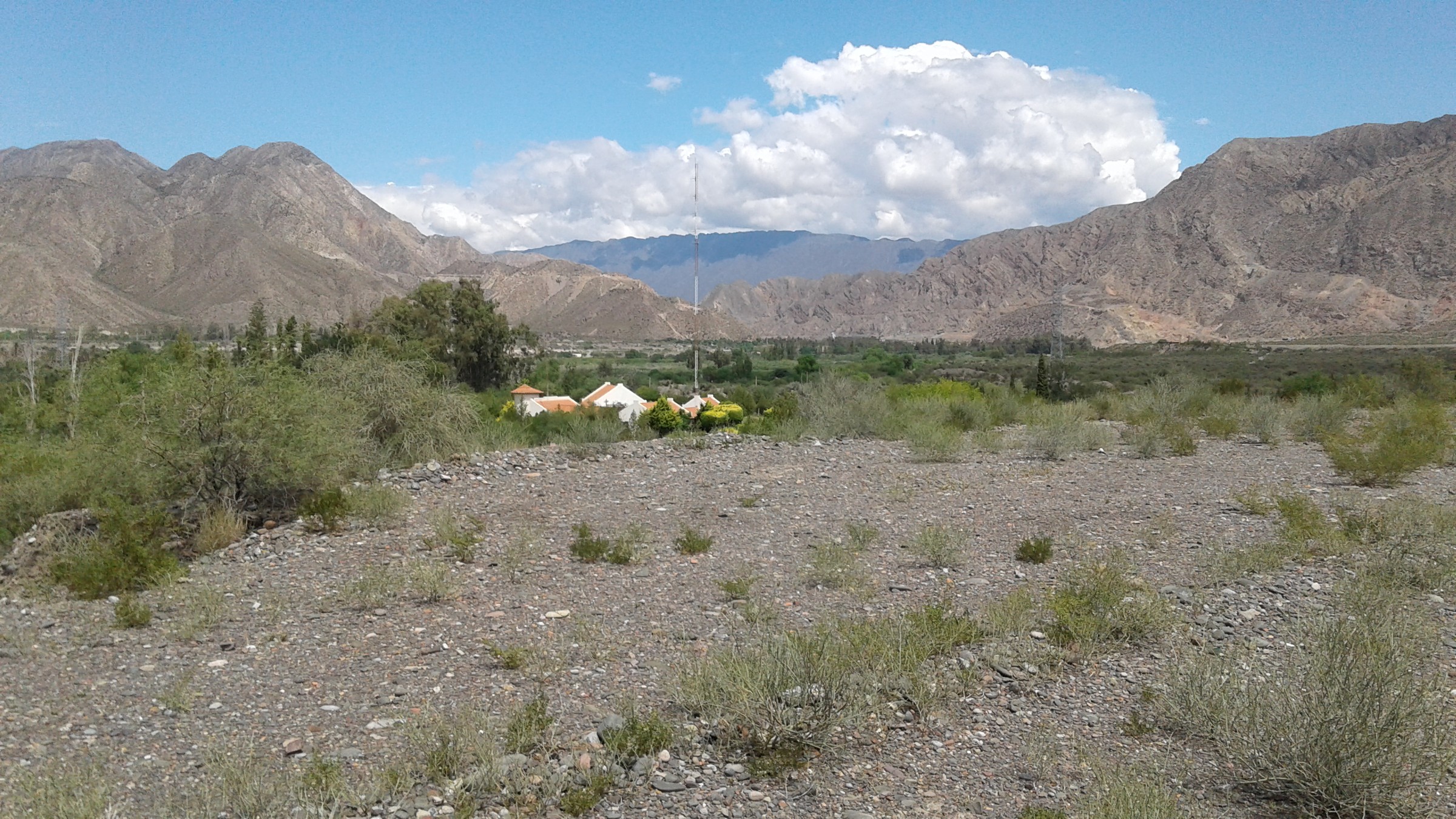 Vista de archivo de la Quebrada de Zonda desde Marquesado, Rivadavia, fotografiada el 25 de febrero de 2017. No muestra el tiempo ni el viento del 22 de octubre de 2026.