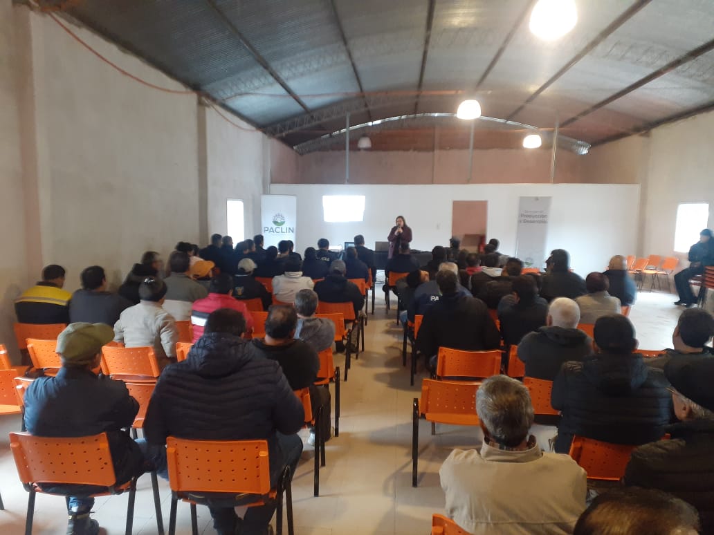 Productores en una jornada de inscripción y reinscripción en el RENSPA en Paclín, Catamarca. Archivo difundido por SENASA en junio de 2026.