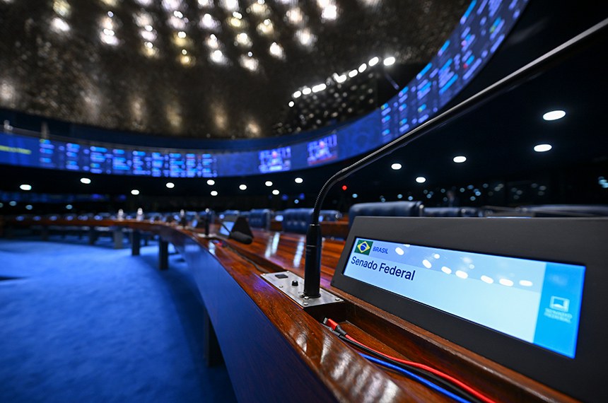 Bancas y pantallas del recinto del Senado Federal de Brasil. Imagen institucional de archivo, no muestra a los legisladores electos ni una celebración electoral.