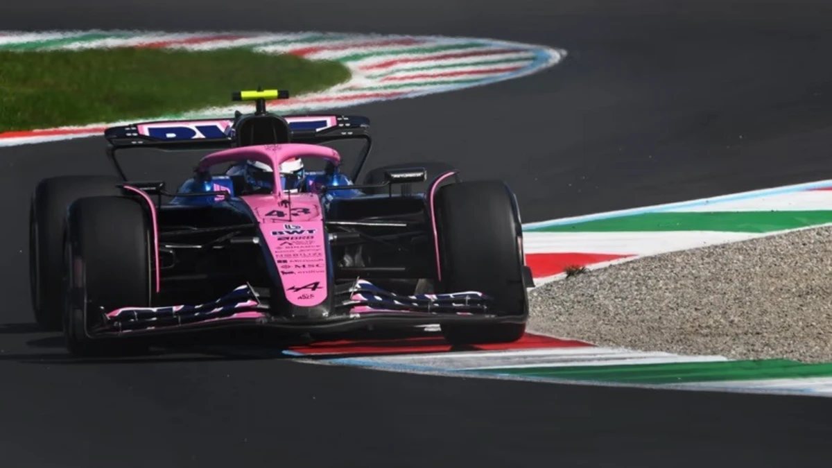 Auto de Alpine en una pista de Fórmula 1, imagen de la cobertura