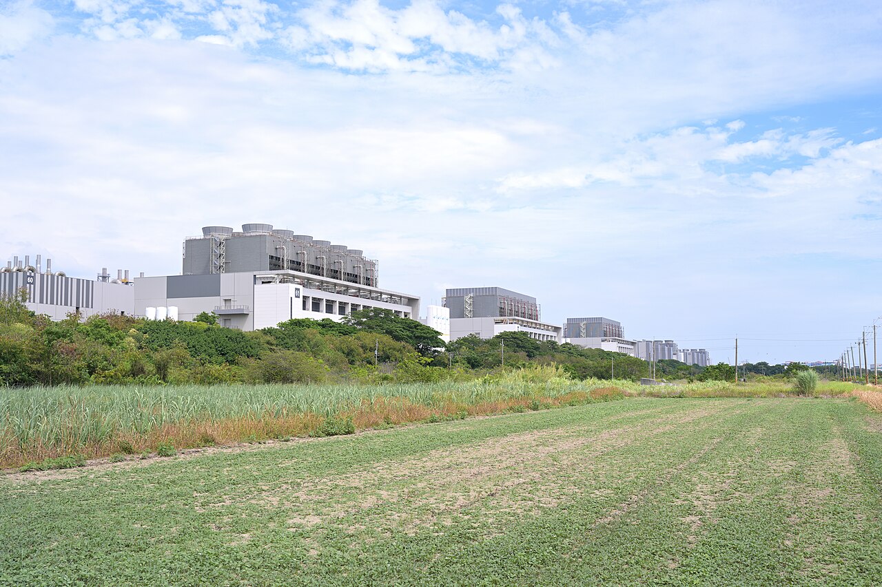 Instalaciones de la fábrica Fab 18 de TSMC, en el parque científico del sur de Taiwán, fotografiadas en mayo de 2025.