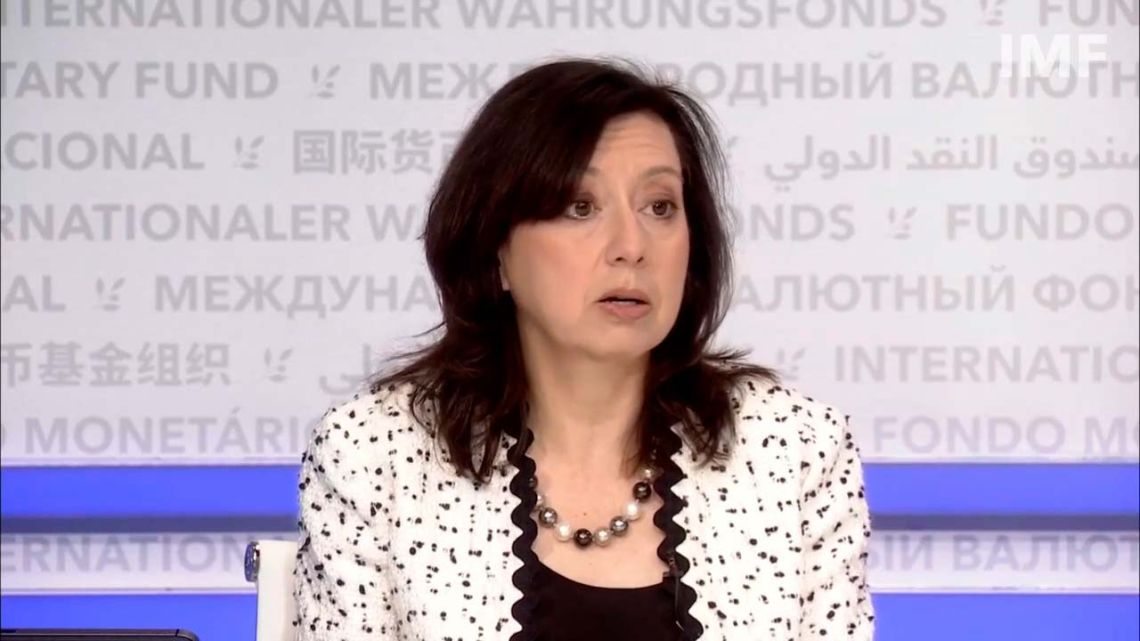Julie Kozack durante una conferencia de prensa del FMI; imagen de archivo.