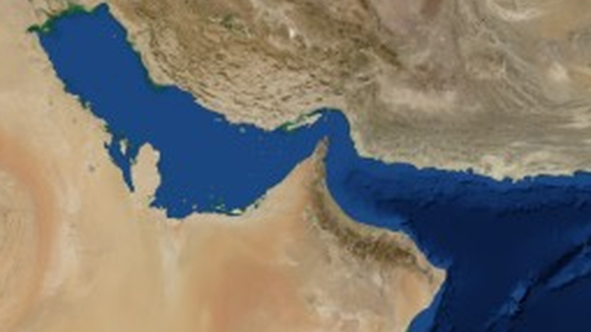Imagen satelital de archivo del golfo Pérsico, el estrecho de Ormuz y el golfo de Omán; no documenta los ataques informados el 9 de septiembre de 2026.