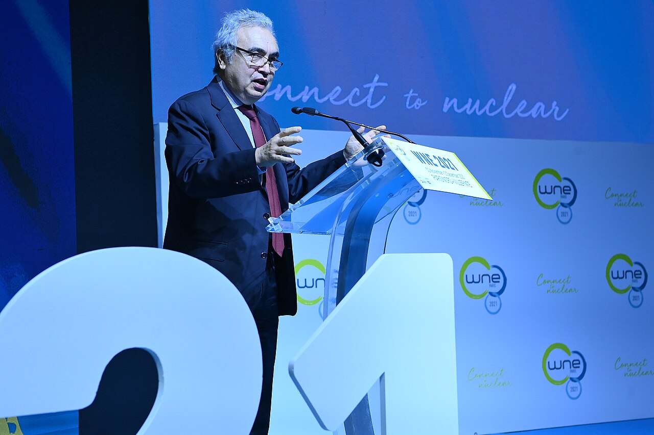 Fatih Birol, director ejecutivo de la AIE, habla en la World Nuclear Exhibition de París el 30 de noviembre de 2021. Fotografía de archivo, ajena al comunicado de octubre de 2026.