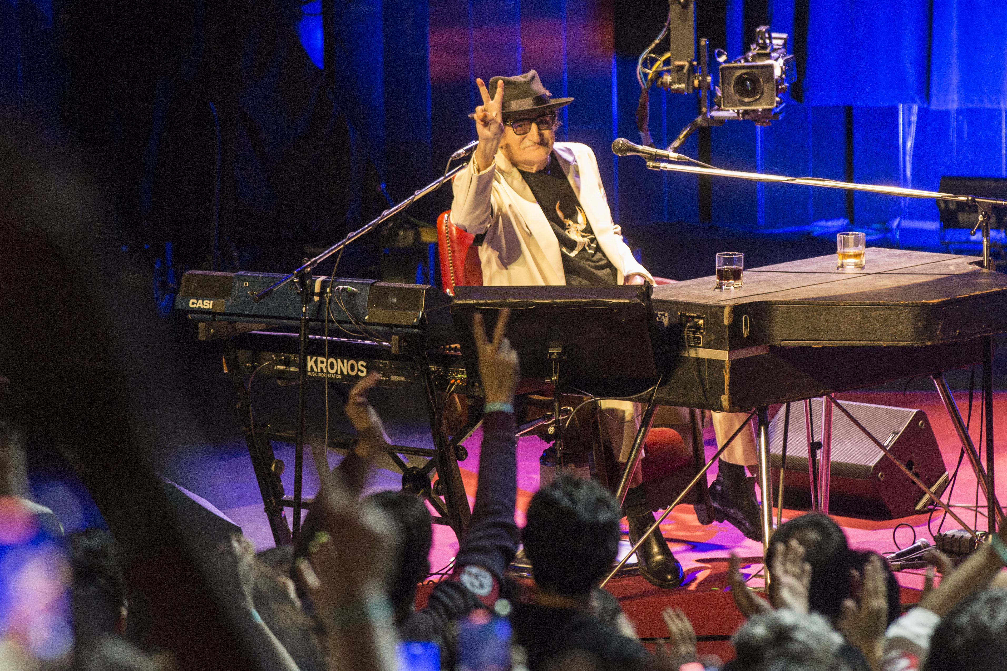Charly García en la celebración de sus 70 años en el Centro Cultural Kirchner, Buenos Aires, el 23 de octubre de 2021. Foto de archivo, no corresponde a los homenajes de 2026.