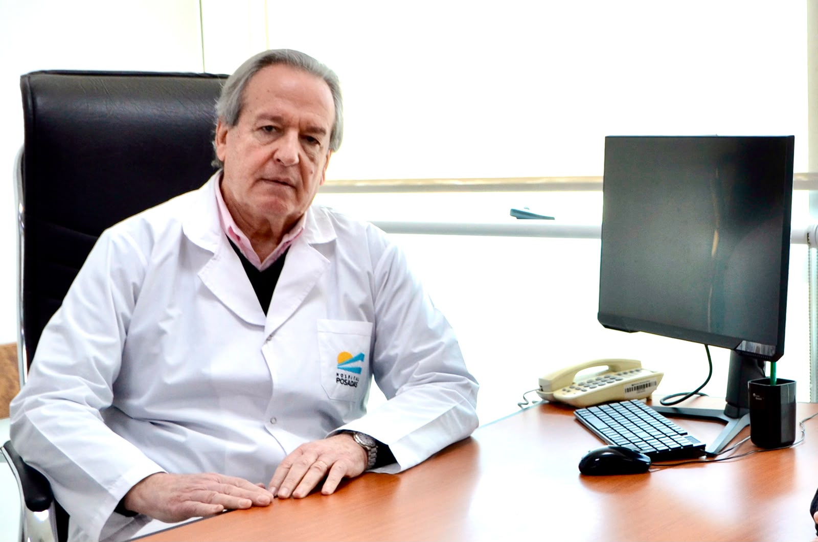 Luis Quintas en un despacho del Hospital Posadas, en la fotografía difundida por Salud el 20 de octubre de 2026; fecha de toma no informada.