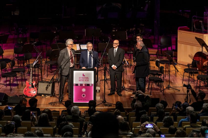 Ceremonia de presentación de la edición 41 del Festival Internacional de Cine de Mar del Plata, en el escenario del Palacio Libertad.