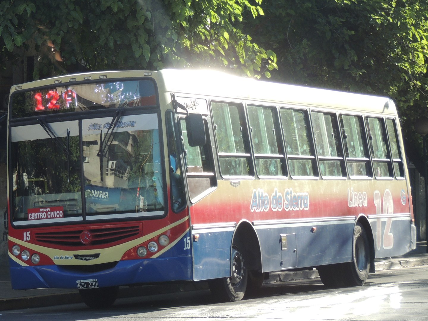 Colectivo de la antigua línea 12 de San Juan, fotografiado en 2016. Imagen de archivo.