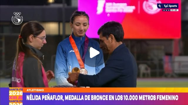 Vista previa de El momento del bronce de Nélida Peñaflor en los 10.000 metros